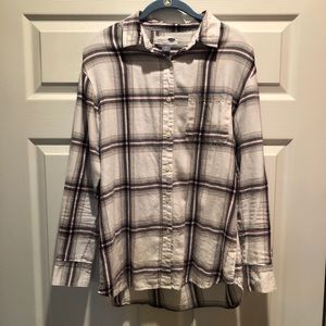Old Navy Boyfriend White Plaid Button-Up SMALL